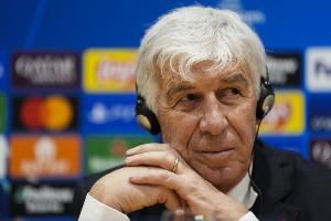 全市场：加斯佩里尼给罗马全队放假两天，周二下午恢复训练