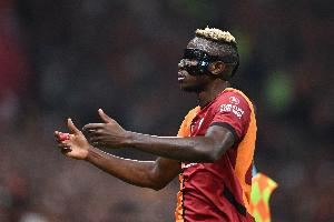 记者：双方俱乐部主席正在直接对话，以完成奥斯梅恩的转会