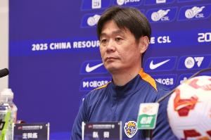 李霄鹏：足协杯失利大家气势有些低沉 希望这场比赛能够打出气势