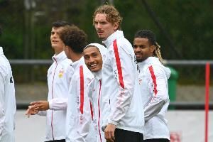 德媒：斯图加特财务状况显著改善，有底气在转会上对拜仁说“不”